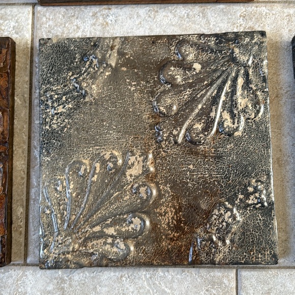 Metal Distressed Square Wall Decor! - Picture 6 of 7